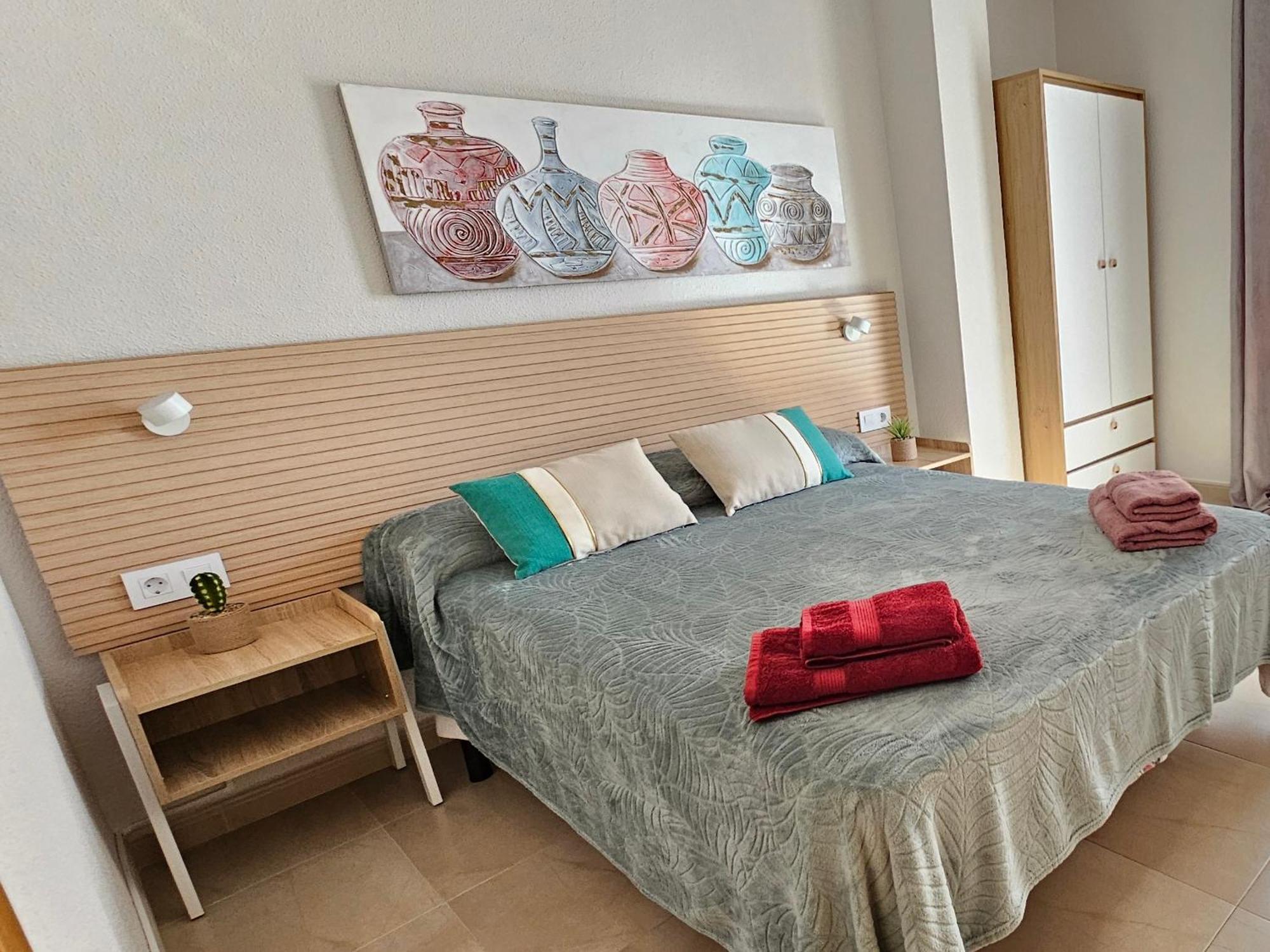 Santa Pola Con Tres Dormitorios Playa Levante Экстерьер фото